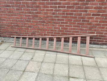 Houten ladder - 11 sporten - 240 cm