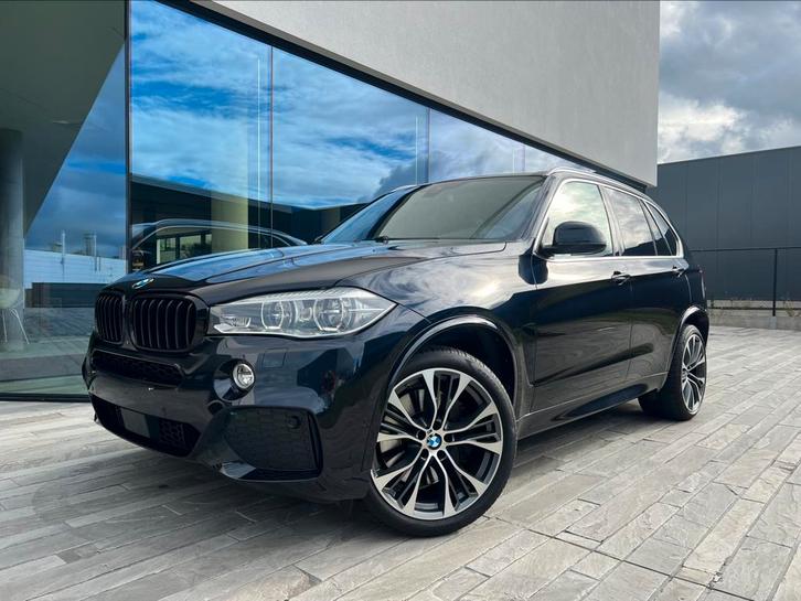 Bmw X5 V8 M full option btw wagen gekeurd garantie 41950€, Auto's, BMW, Bedrijf, X5, 360° camera, 4x4, ABS, Achteruitrijcamera