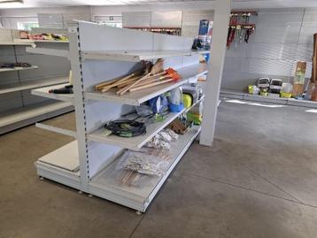 ca 9.20 meter Tegometaal dubbele winkelrek beschikbaar voor biedingen