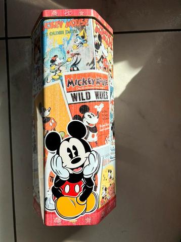 Mickey lotus hoge koekjesdoos in blik beschikbaar voor biedingen