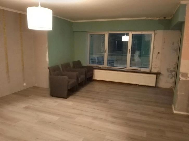 Gratis laminaat op te halen 60m2, Immo, Appartementen en Studio's te huur