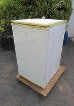 Koelkast , ijskast met diepvriesvak  tafelmodel, Elektronische apparatuur, Koelkasten en IJskasten, Gebruikt, 100 tot 150 liter