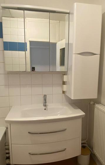 Badkamermeubels beschikbaar voor biedingen