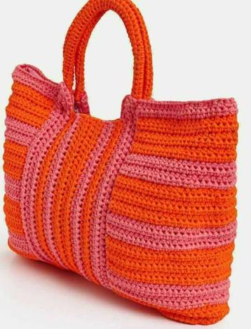 Ruime shopper essentiel antwerp  beschikbaar voor biedingen