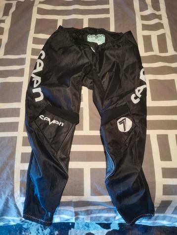 Crossbroek Seven beschikbaar voor biedingen