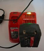 Opladers en/of batterij milwaukee te koop, Ophalen of Verzenden, Zo goed als nieuw