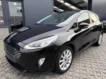 Ford Fiesta 1,1 benzine - Nieuwstaat/Slechts 72000 km beschikbaar voor biedingen