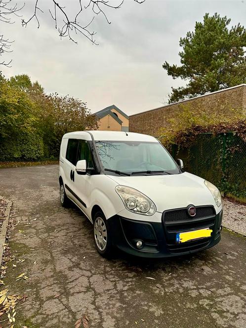 Fiat Doblo 1.4 lichte vracht CNG/benzine, Autos, Camionnettes & Utilitaires, Particulier, Fiat, GNC (gaz naturel), Boîte manuelle