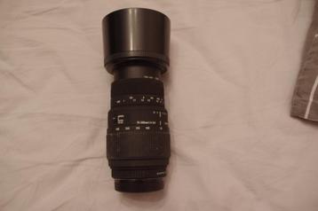 Pentax Sigma 300 zoomlens beschikbaar voor biedingen