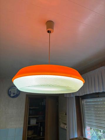 Vintage hanglamp beschikbaar voor biedingen