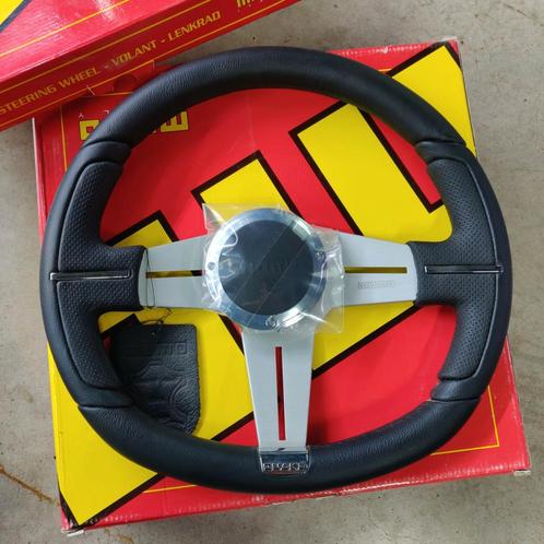 Momo Quake 350 black sportstuur, Auto diversen, Autosport-onderdelen, Nieuw, Ophalen of Verzenden
