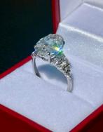18 karaat gouden ring VS1 diamant 4.72ct! Winkelprijs €8000!, Nieuw, Ophalen of Verzenden, 17 tot 18, Met edelsteen