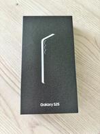 Samsung Galaxy S25 blueblack met galaxy watch 8, Télécoms, Téléphonie mobile | Samsung, Autres modèles, 10 mégapixels ou plus