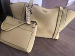 Handtas guess, Handtassen en Accessoires, Tassen | Damestassen, Ophalen, Zo goed als nieuw, Handtas