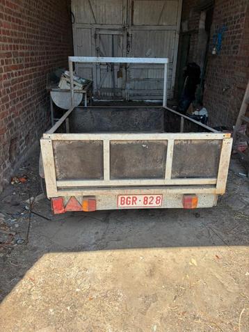 Aanhangwagen remorque beschikbaar voor biedingen
