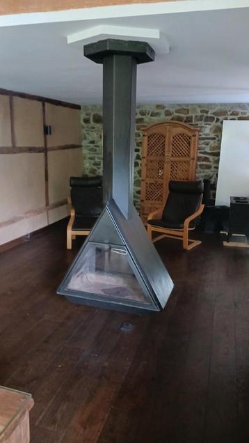 Poele a bois Donbar rotatif et suspendu, Enlèvement, Utilisé, Gaz, Suspendu