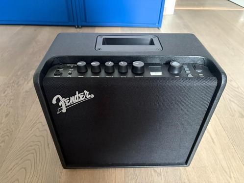 Gitaarversterker Fender Mustang LT25, Muziek en Instrumenten, Versterkers | Bas en Gitaar, Zo goed als nieuw, Gitaar, Minder dan 50 watt