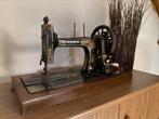 Vesta naaimachine antiek (beschermbak aanwezig), Antiek en Kunst, Antiek | Naaimachines, Ophalen