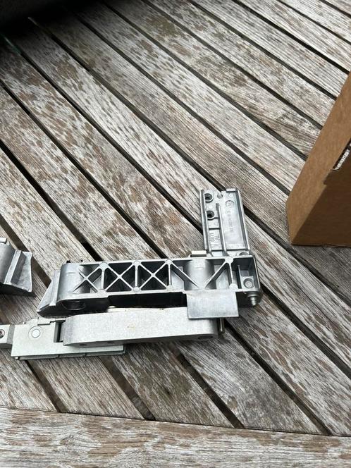 Onderdeel van het deurkozijn, Doe-het-zelf en Bouw, Raamkozijnen en Schuifdeuren, Ophalen