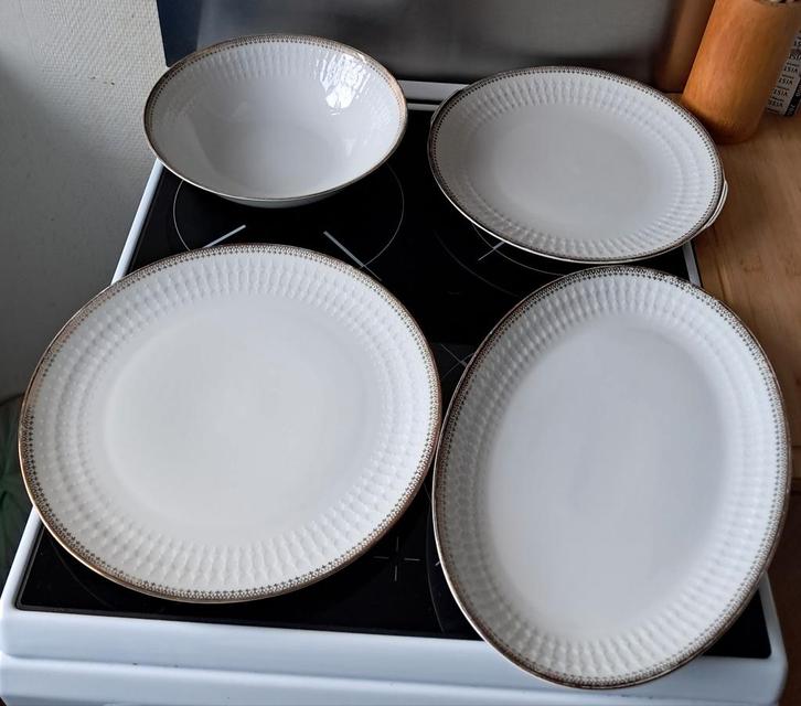 Plats, Huis en Inrichting, Keuken | Servies, Ophalen