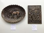 2 bronzen kaders met reliëf afbeeldingen, Antiek en Kunst, Ophalen of Verzenden, Brons
