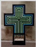 Lichtgevend apotheekkruis, Ophalen