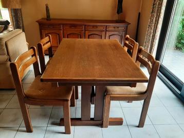 Vintage '70 massief eikenhouten eettafel met 6 stoelen beschikbaar voor biedingen