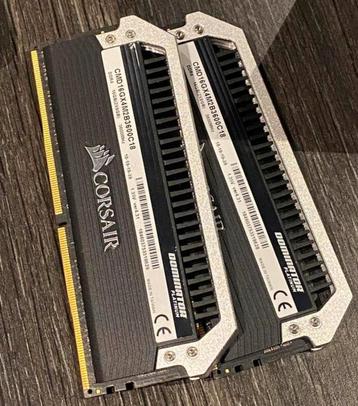 Ram Corsair Dominator 2x8 GB 16 GB beschikbaar voor biedingen