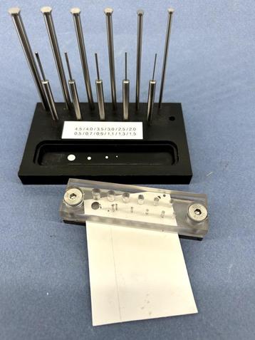 Punch & Die gereedschap voor Model- en Maquettebouw beschikbaar voor biedingen