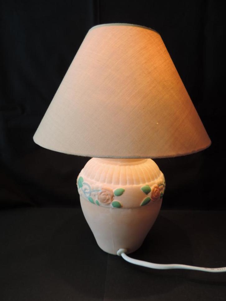 Bedlampje, nachtlampje of lichtpunt in perzikporselein, Huis en Inrichting, Lampen | Tafellampen, Nieuw, Minder dan 50 cm, Overige materialen