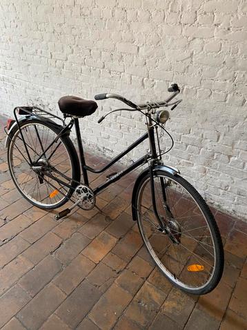 Amsterdam vintage luxe fiets 28 inch 3 V nexus beschikbaar voor biedingen