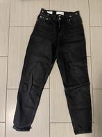 Calvin Klein Mom jeans maat 25, Kleding | Dames, Spijkerbroeken en Jeans, Ophalen, Zo goed als nieuw
