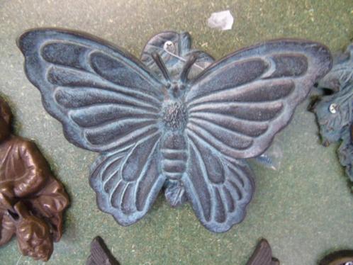 frappe porte en bronze patiné ,heurtoir , un papillon, Jardin & Terrasse, Décoration murale de jardin, Neuf, Enlèvement ou Envoi