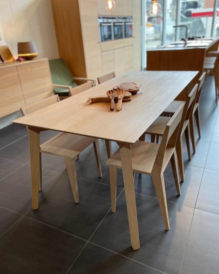 Eettafel in eik met 6 stoelen, Huis en Inrichting, Tafels | Eettafels, Nieuw, 50 tot 100 cm, 150 tot 200 cm, Vijf personen of meer