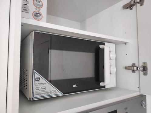 Micro-ondes OK OMW 2024-1 W – Comme neuf, Elektronische apparatuur, Microgolfovens, Zo goed als nieuw, Vrijstaand, Microgolfoven