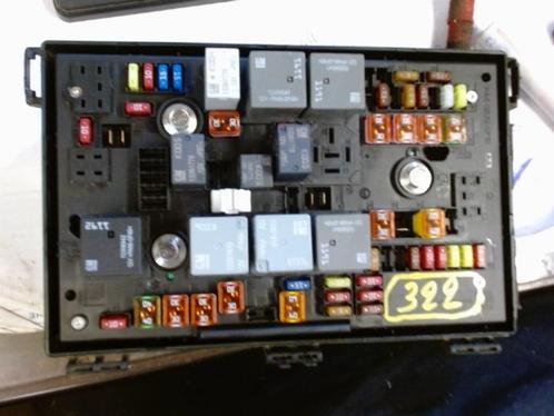 Boitier fusibles Opel Astra J 2012-2016 C11000139 (322), Auto-onderdelen, Overige Auto-onderdelen, Opel, Gebruikt, Ophalen