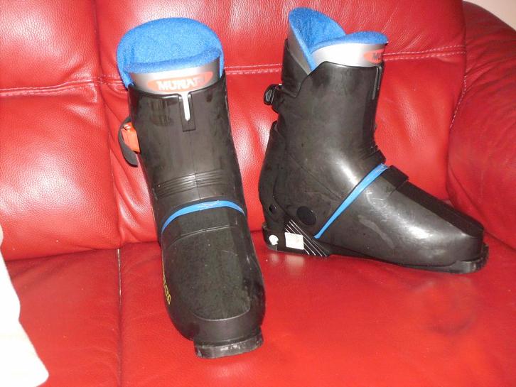 a vendre chaussure de ski, Sport en Fitness, Skiën en Langlaufen, Zo goed als nieuw, Schoenen, Ski, Ophalen of Verzenden