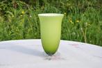 vase vert opaque pied triptique, Maison & Meubles, Vert, Utilisé, Moins de 50 cm, Enlèvement ou Envoi