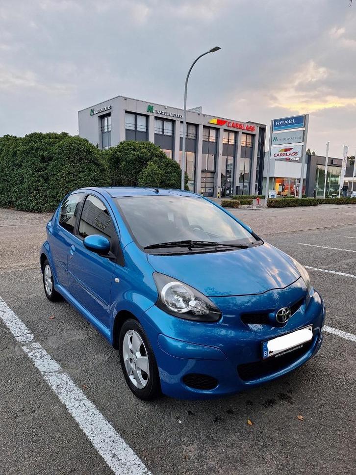 Toyota Aygo 1.0 | 2010 | 139.000km, Auto's, Toyota, Particulier, Aygo, ABS, Airbags, Airconditioning, Elektrische ramen, Isofix