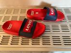 Slippers, Levi's, maat 33, Overige typen, Ophalen of Verzenden, Zo goed als nieuw, Levi´s