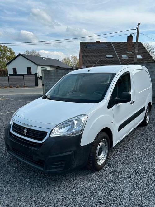 Peugeot Partner 1.6BlueHdi 2016 73000 Airco Eur6 1propriet, Auto's, Peugeot, Particulier, Partner, Diesel, Euro 6, Handgeschakeld