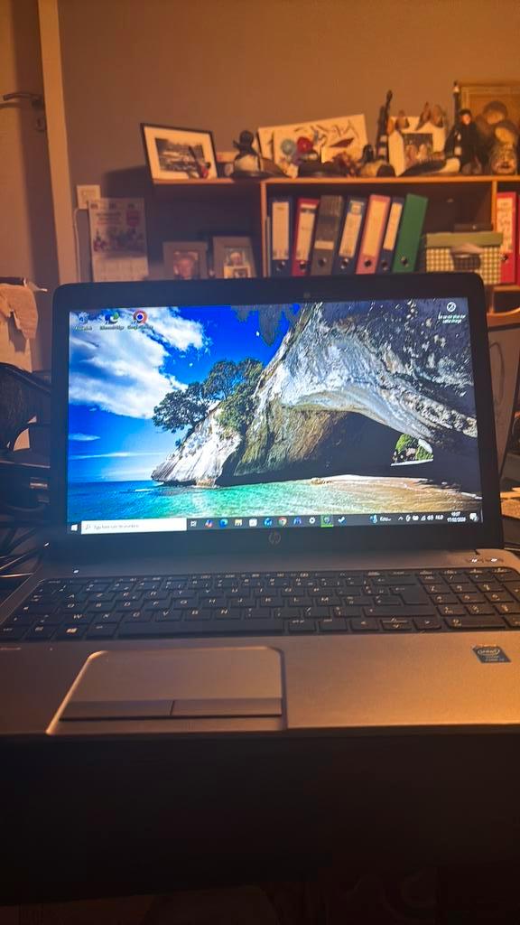 Hp probook 450 G2 intel i3, Computers en Software, Windows Laptops, Gebruikt, 15 inch, SSD, Minder dan 2 Ghz, 4 GB, Azerty, Met videokaart