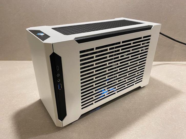 SFF Creation & Gaming PC (2080 Ti + 5950X, ITX & SFX) 950 €, Informatique & Logiciels, Ordinateurs de bureau, Comme neuf, 4 Ghz ou plus