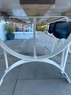 Keramische witte tafel met 8 kuipzeteltjes, Tuin en Terras, Ophalen, Zo goed als nieuw