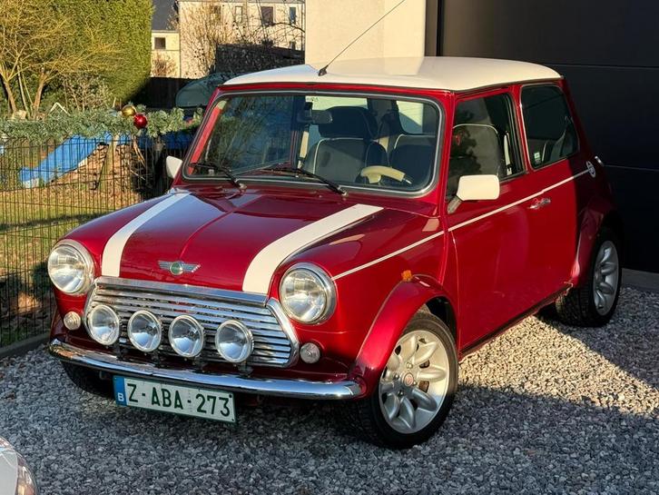 MINI Cooper Sportpakket, Auto's, Oldtimers, Particulier, Mini, Benzine, Stadsauto, 2 deurs, Handgeschakeld, Rood, Zwart, Leder