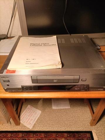 Enregistreur-Lecteur Cassettes Vidéo Sony DHR-1000NP beschikbaar voor biedingen