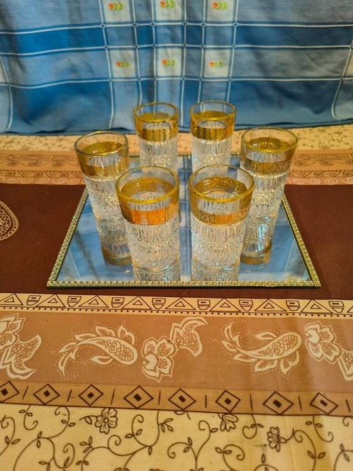 6 Vintage kristal glaasjes, goudkleurig afgewerkt, Antiek en Kunst, Antiek | Glaswerk en Kristal, Ophalen