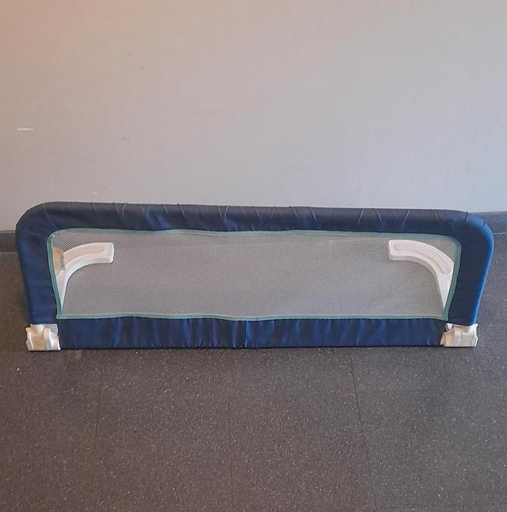 Safety 1st Portable Bed Rail – Blauw, Huis en Inrichting, Slaapkamer | Bedden, Zo goed als nieuw, Eenpersoons, Overige maten, Stof