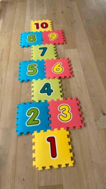 Legpuzzel in schuimrubber  beschikbaar voor biedingen