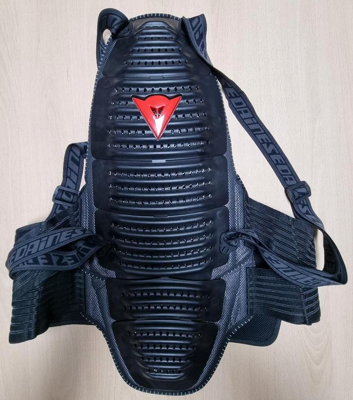 Nieuwe Dainese Rugprotector  /  Maat: Medium, Motoren, Kleding | Motorkleding, Overige typen, Dames, Heren, Kinderen, Nieuw zonder kaartje